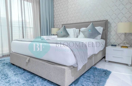 Dubai Apartment | Bloomfields Modern 2BR In Arabian Gate