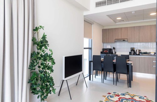 Al Raha Beach Apartment | Bloomfields Artistic STU in The View