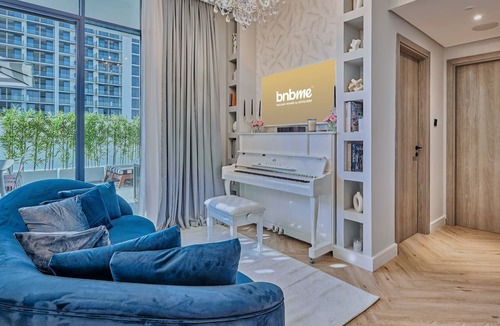 Jumeirah Village Circle Apartment | bnbme | Oxford Terraces | 1BR + Study Room