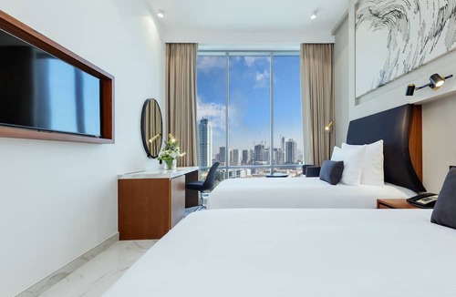 Jumeirah Village Circle Hotel | Holiday Inn Dubai Jumeirah Village Circle by IHG