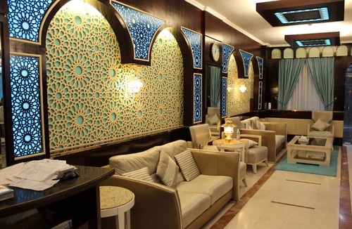 Old Dubai Hotel | Mount Royal Hotel