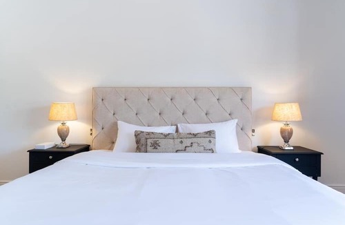 Sharjah Villa | Al Junaidi Farm by Bridge Retreats