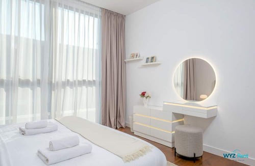 Al Wasl Apartment | WYZ RENT|2.5 BDs in the heart of City Walk