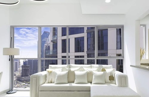 Downtown Dubai Apartment | LUX Executive Burj Khalifa View Suite