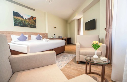 Azaiba Hotel | Kyriad Muscat