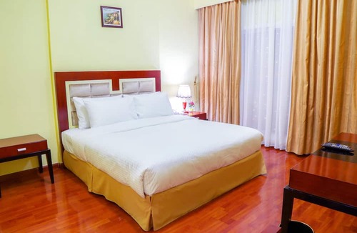 Al Sharq Apartment | Family-freindly One Bedroom Hotel in Sharjah