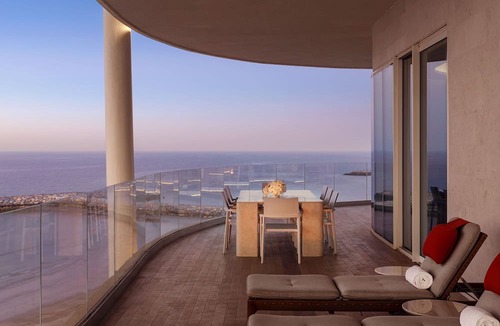 Muscat Hotel | The St. Regis Al Mouj Muscat Resort