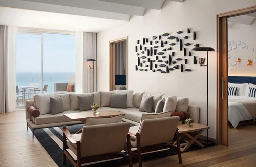 Muscat Hotel | The St. Regis Al Mouj Muscat Resort