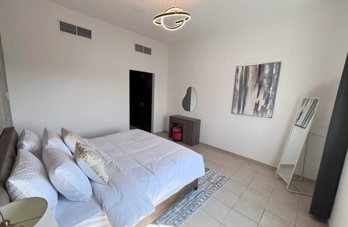 Discovery Gardens Apartment | Cosmos Living Discovery Gardens Sleeps 4