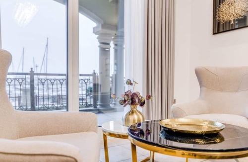 Palm Jumeirah Apartment | GLOBALSTAY Luxury 3 BR Maid TH Sea View