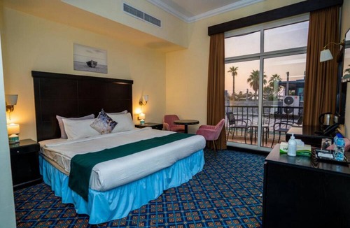Jumeira 1 Hotel | Royal Prestige Hotel