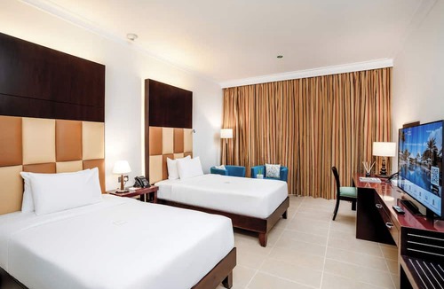 Al Mafraq Hotel | Metropolitan Al Mafraq Hotel