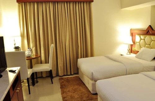 Al Muraqqabat Hotel | Saffron Hotel