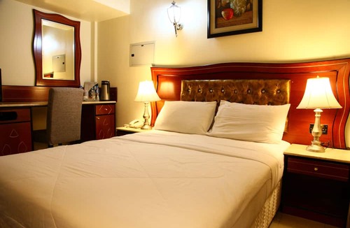 Al Muraqqabat Hotel | Saffron Hotel
