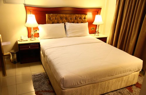 Al Muraqqabat Hotel | Saffron Hotel