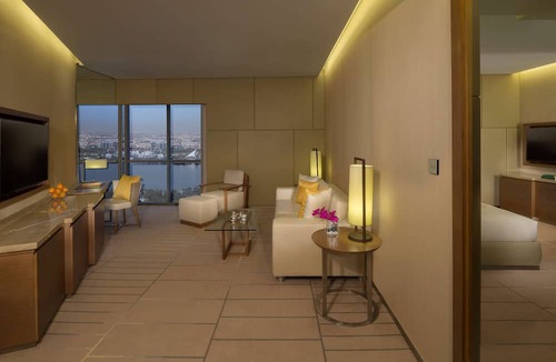 Bur Dubai Hotel | Hyatt Regency Dubai Creek Heights