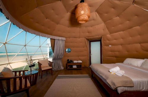 Umm al Quwain Hotel | Siniya Island Resorts