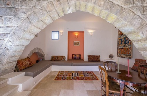 Artists Colony House | The Way Inn
