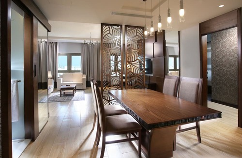 Sheikh Zayed Road Hotel | Metropolitan Hotel Dubai