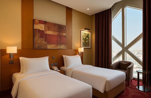 Bur Dubai Hotel | City Seasons Towers
