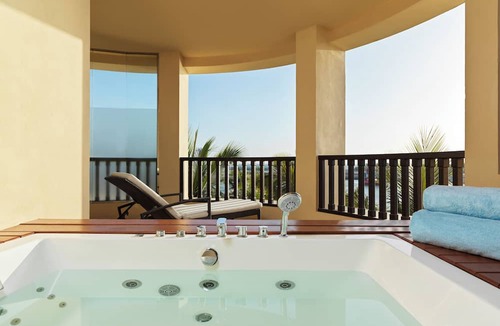 Salalah Hotel | Fanar Hotel and Residences