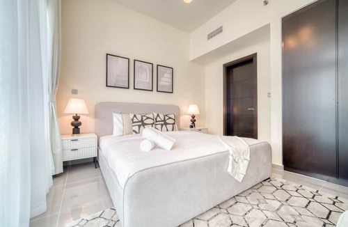 Downtown Dubai Apartment | Soothing 1BR at Merano Business Bay by Deluxe Holiday Homes