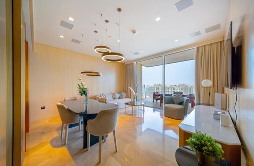 Palm Jumeirah Apartment | Fascinating 1BR with Burj Arab View at FIVE Palm
