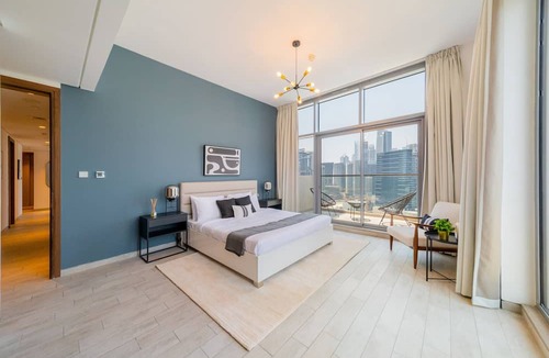 Business Bay Apartment | Amazing Skyscraper 3BR with Burj Khalifa View