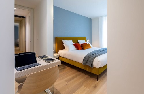Gare Apartment | Premier Two-Bedroom Apartment