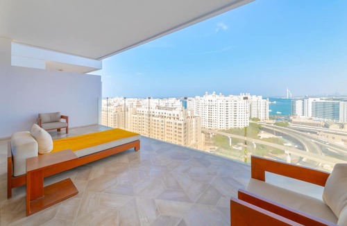 Palm Jumeirah Apartment | Jaw dropping 2BR Apt with Sea View at FIVE Palm