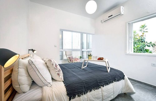 Tel Aviv City Center Apartment | Heart of Tel-Aviv Spacious Stay by Sea N' Rent