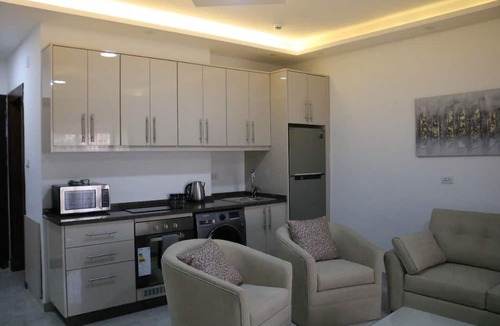 Al Abdali Apartment | Amazing one Bedroom Apartment in Amman, Elwebdah 5