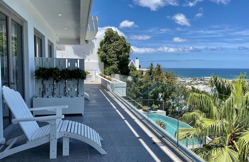 Clifton Villa | Clifton YOLO Spaces – Clifton Mansion Villa