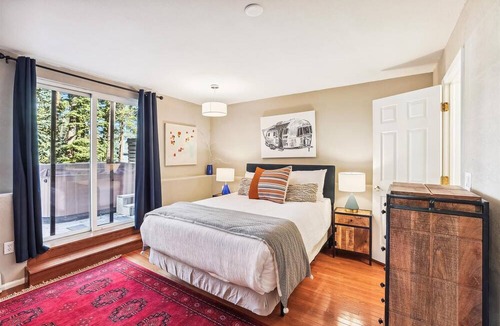 Park Forest Estates House | Park Forest Chalet in Breckenridge: spacious 4-bedroom home-Hot Tub-Dog Friendly!