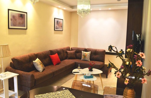 Ash Shumaysani Apartment | Classy two bedroom apartment, J07