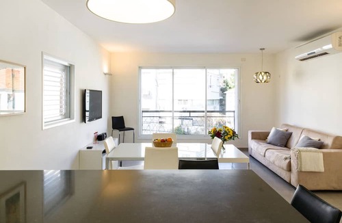 Tel Aviv Apartment | MIKLAT Full Comfort 1BR near Frishman Beach by FeelHome