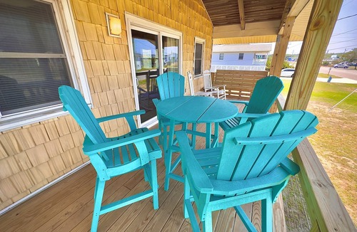 Kill Devil Hills House | 3 Minute walk to the Beach, 1 block from the beach.