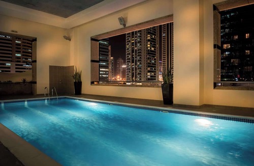 Jumeirah Lake Towers Apartment | Oaks Liwa Heights Suites