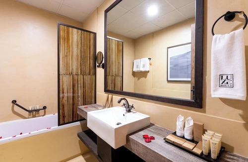Trade Centre 1 Apartment | The Luxe Retreat Hotel Apartments