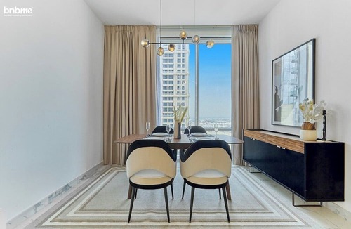 Business Bay Apartment | bnbme | Premium Apt with Balcony – near Burj Khalifa