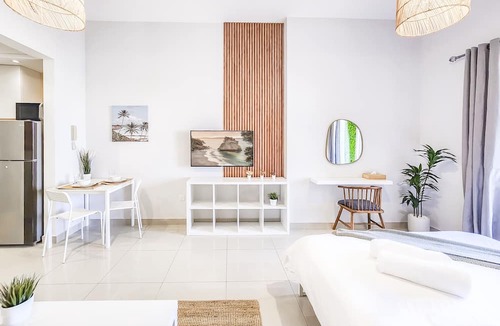 Al Hamra Village Apartment | Cosy Studio in Royal Breeze Al Hamra