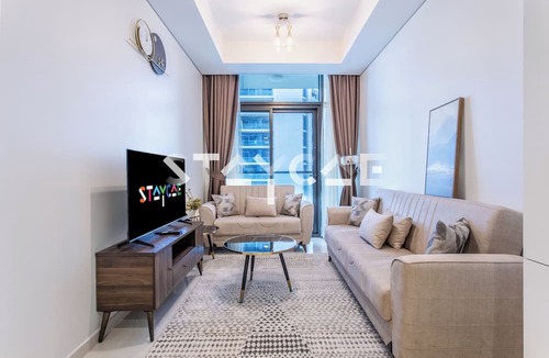 Sheikh Zayed Road Apartment | Staycae Holiday Homes - Aykon C