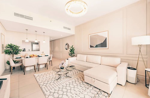 Bur Dubai Apartment | High Floor Burj Views over Dubai Mall