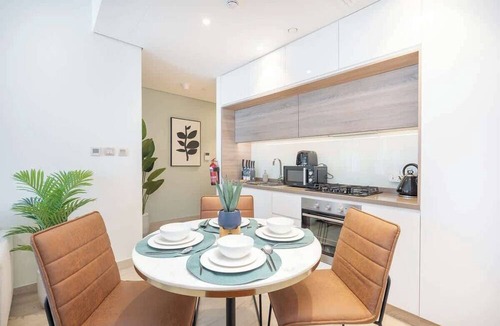 Dubai Marina Apartment | Free housekeeping visits during your stay - StayShort - Elegant 1BR Coastal Stay Steps from the Beach