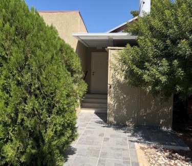 Mahanayim House | אמליה בית אירוח