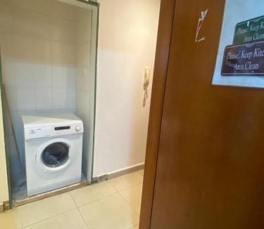 Barsha Heights Hotel | PeaceNest Room In Barsha Heights Tecom