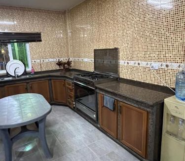 Al Kafrayn Ski Chalet | شاليه السهام