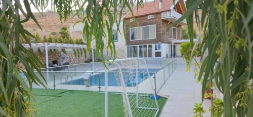 Suwailih House | East West Farm studio استوديو مزرعة شرق غرب