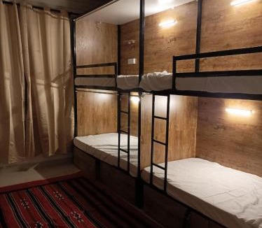 Azaiba Hostel | riwaq hoste