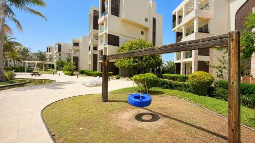As Sifah Apartment | Lake View By Bait Zain